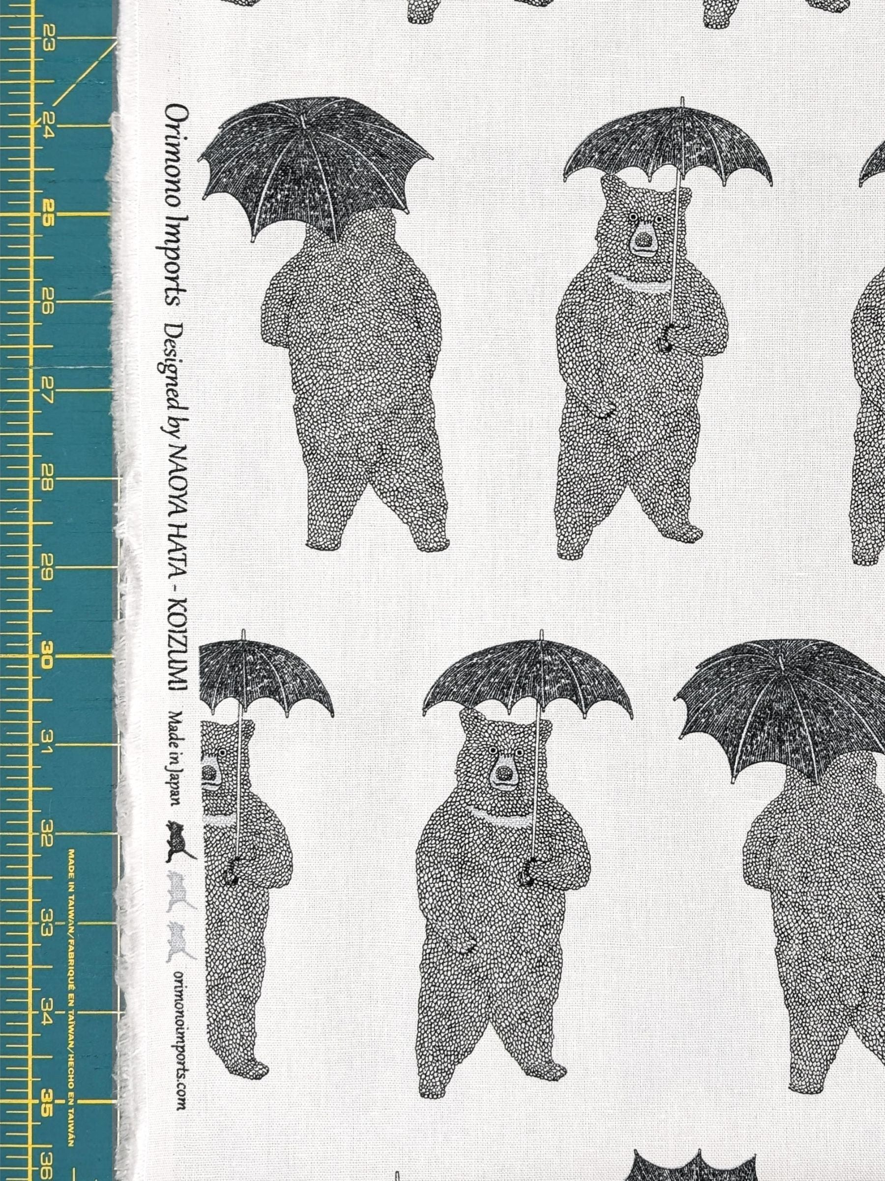 Koizumi - SWATCHES Bear-able Weather Bears with Umbreallas Cotton/Linen Canvas