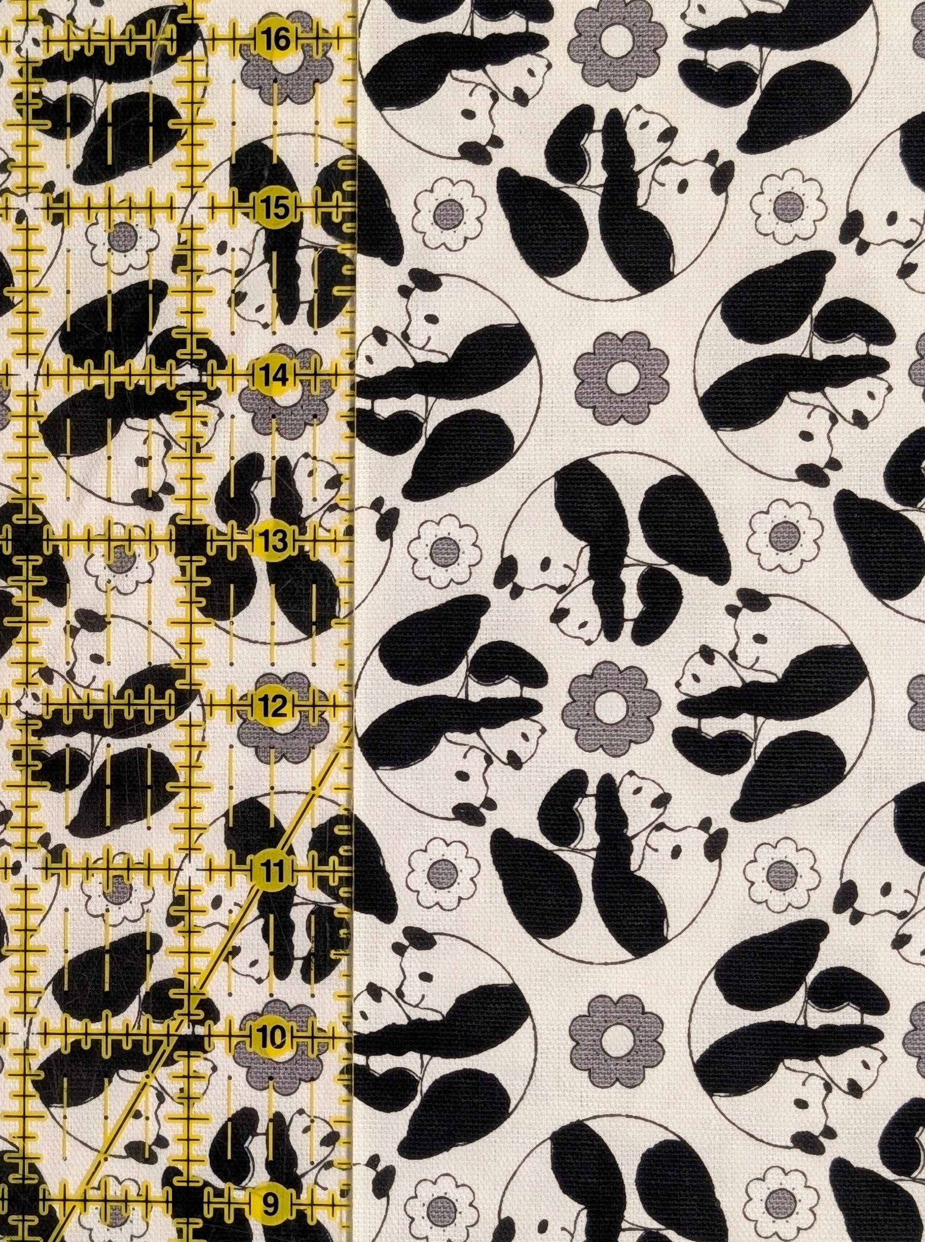 Yuwa - Kaleidoscope Pandas Oxford Cotton Fabric - White