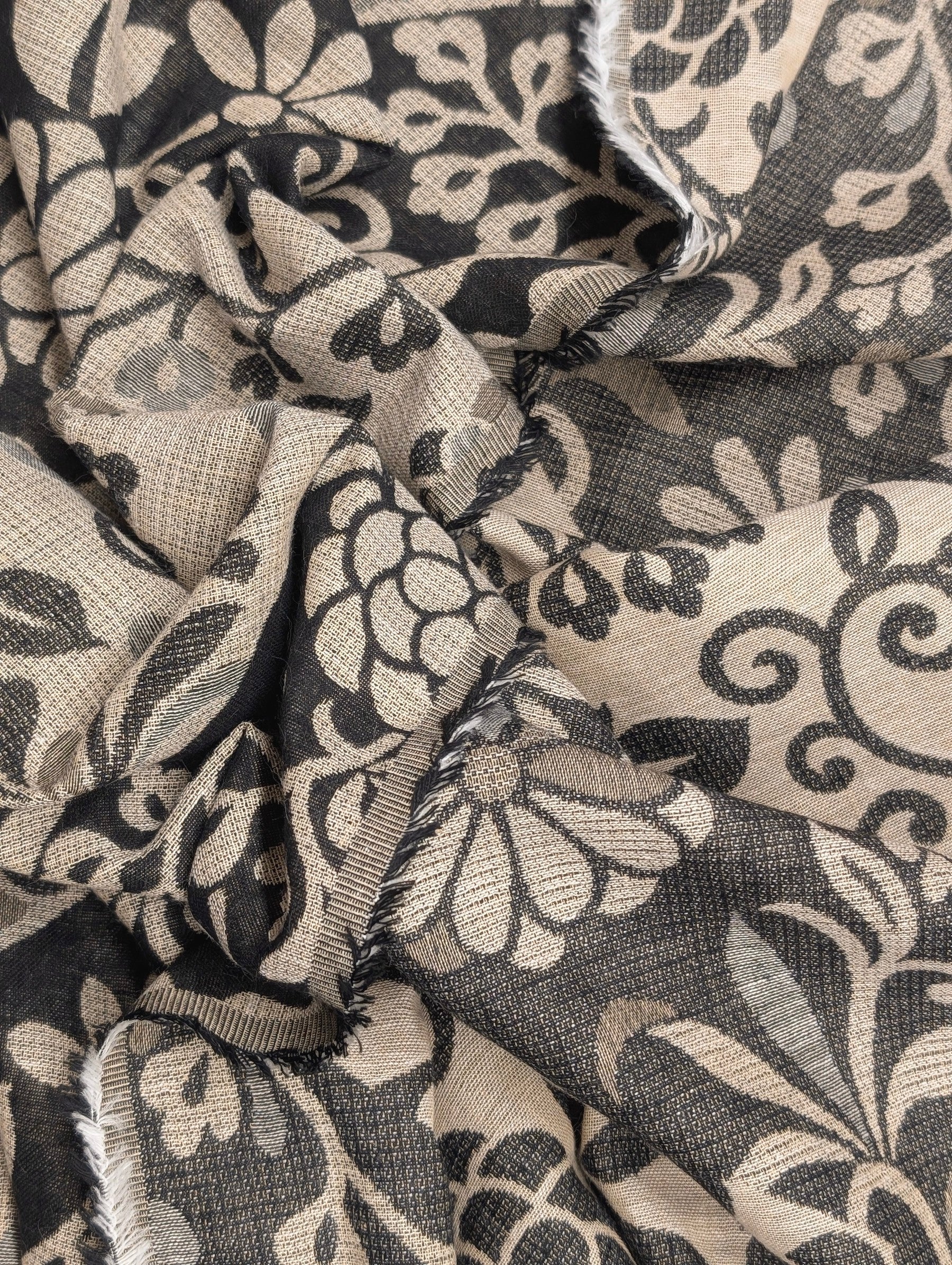 Kobayashi - Floral Vines Double Sided Jacquard Cotton Fabric - Black & Beige