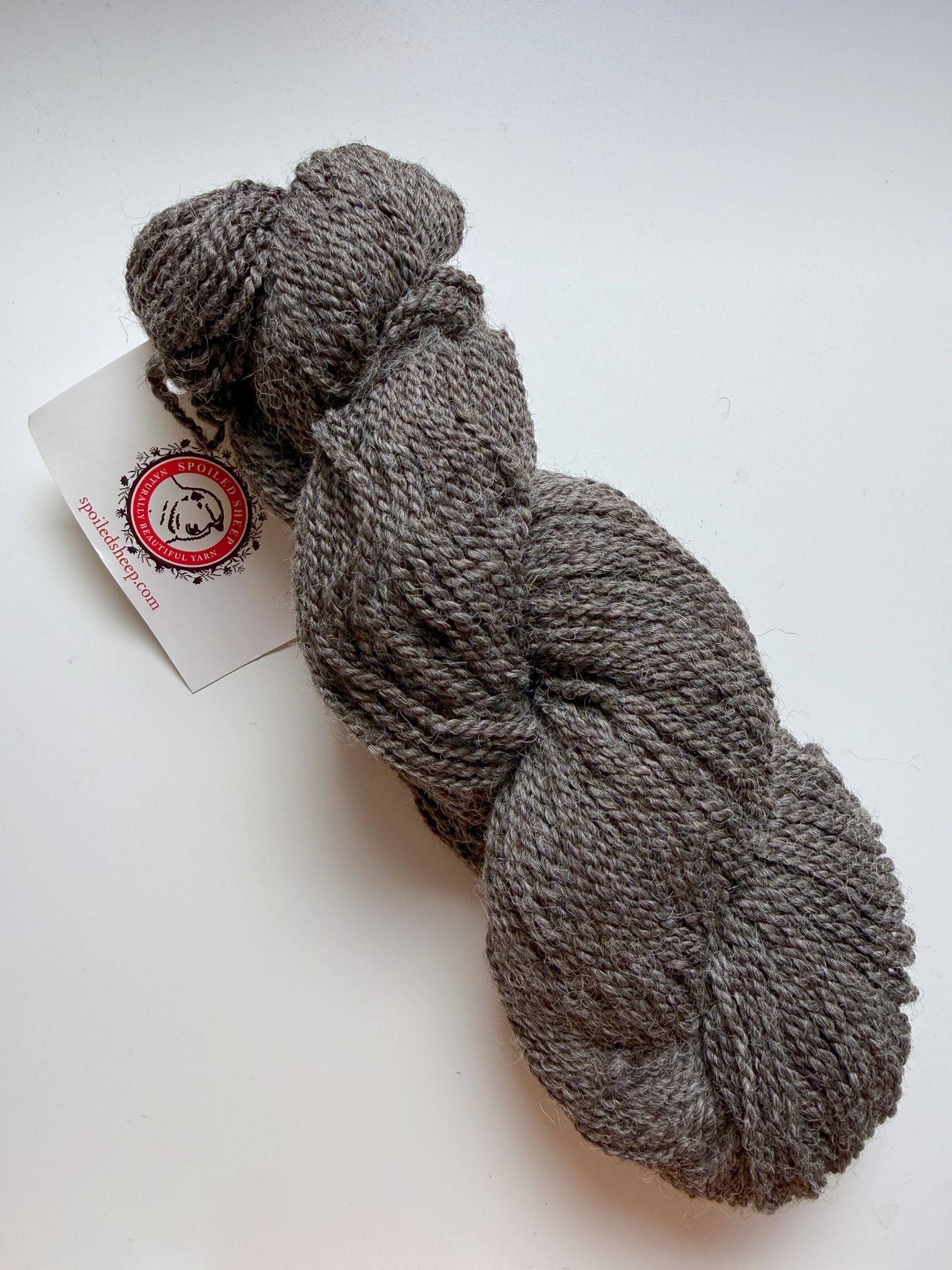 Spoiled Sheep - Suffolk/Finn/Merino Wool Yarn 200yd - Lilac #18 Dark Gray