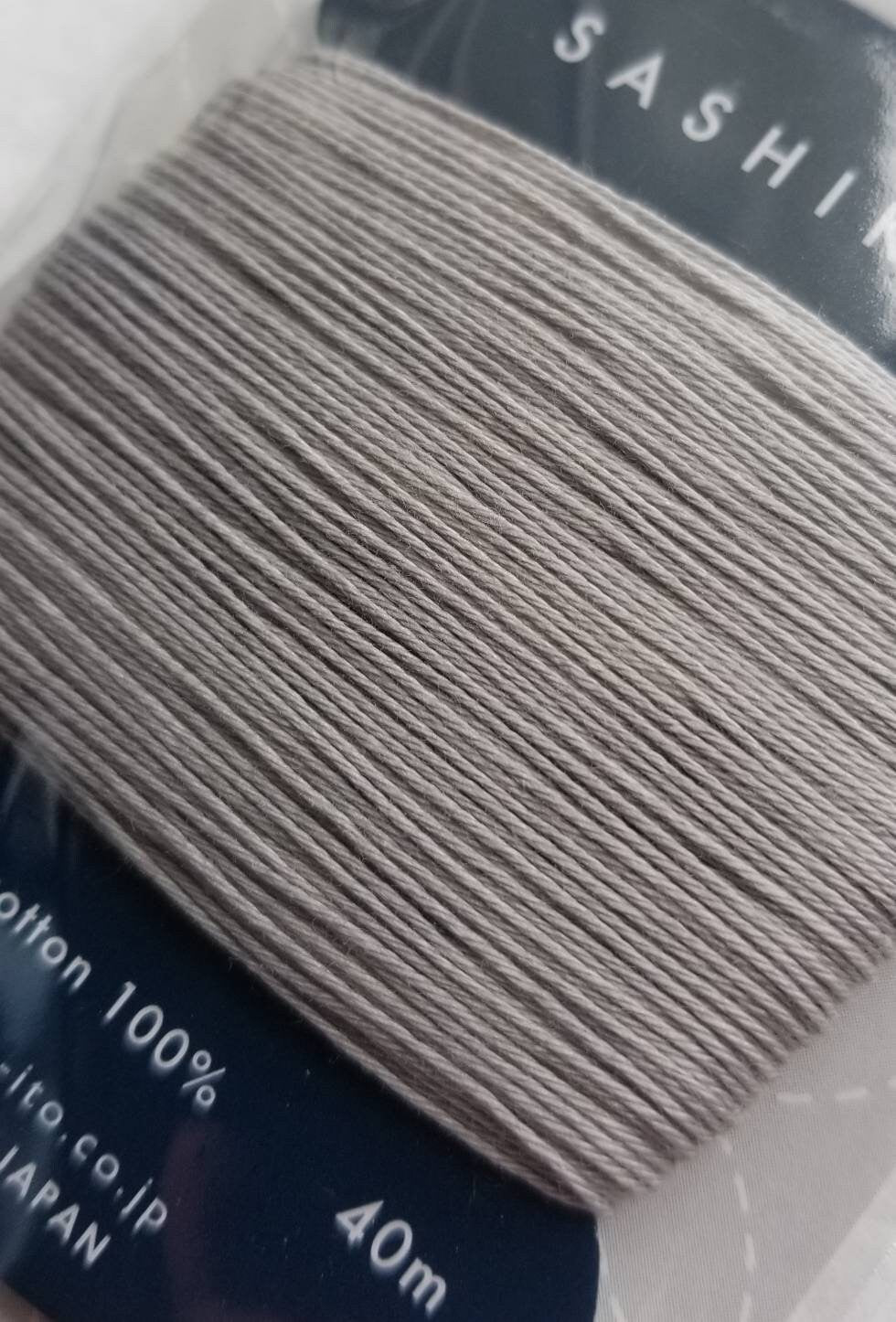 Daruma - Cotton Sashiko Thread 40m Card 20/4 - #217 Grey