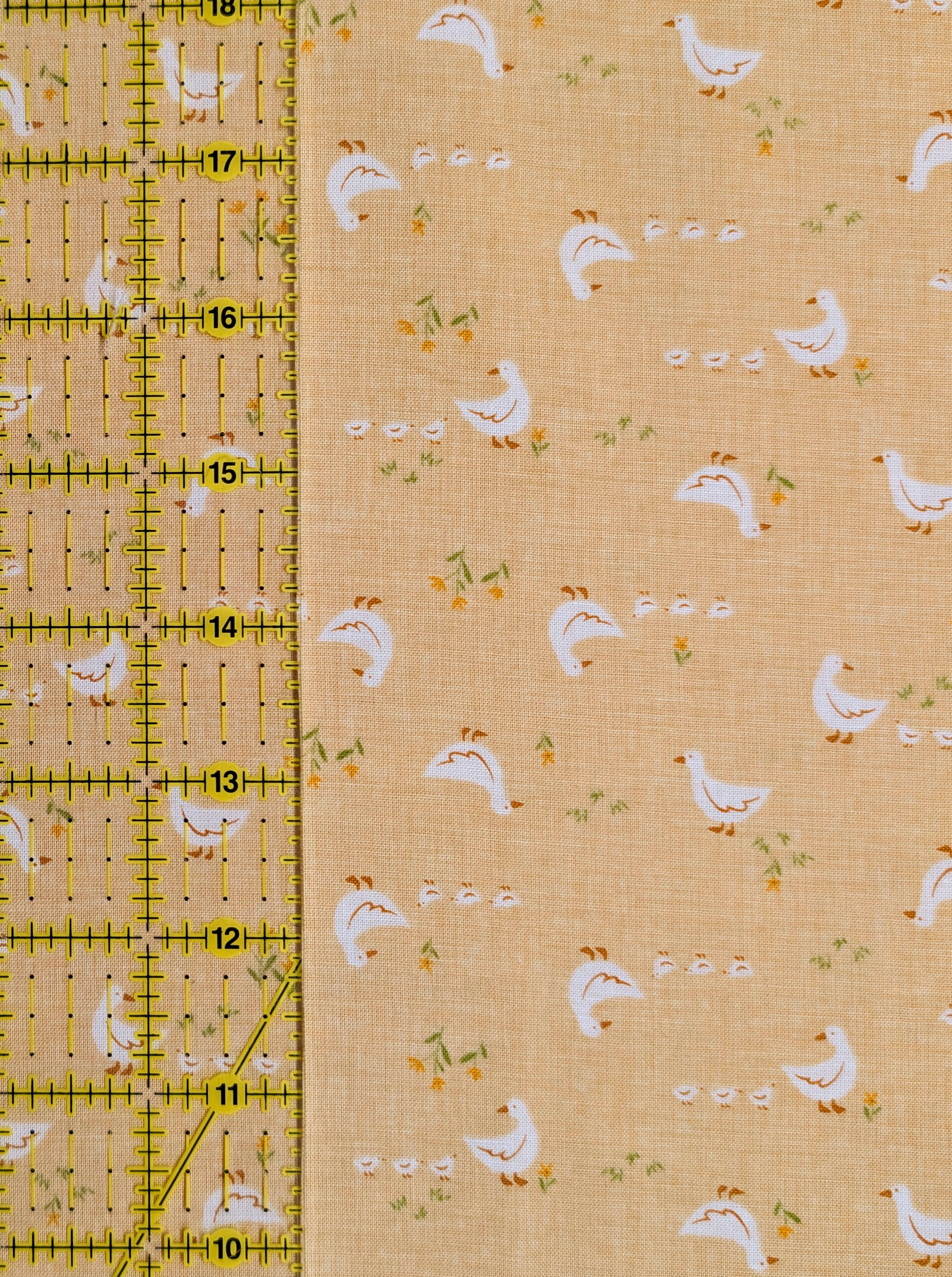 Vancet - Farmyard Ducks Feed Sack Print Cotton Fabric - Beige
