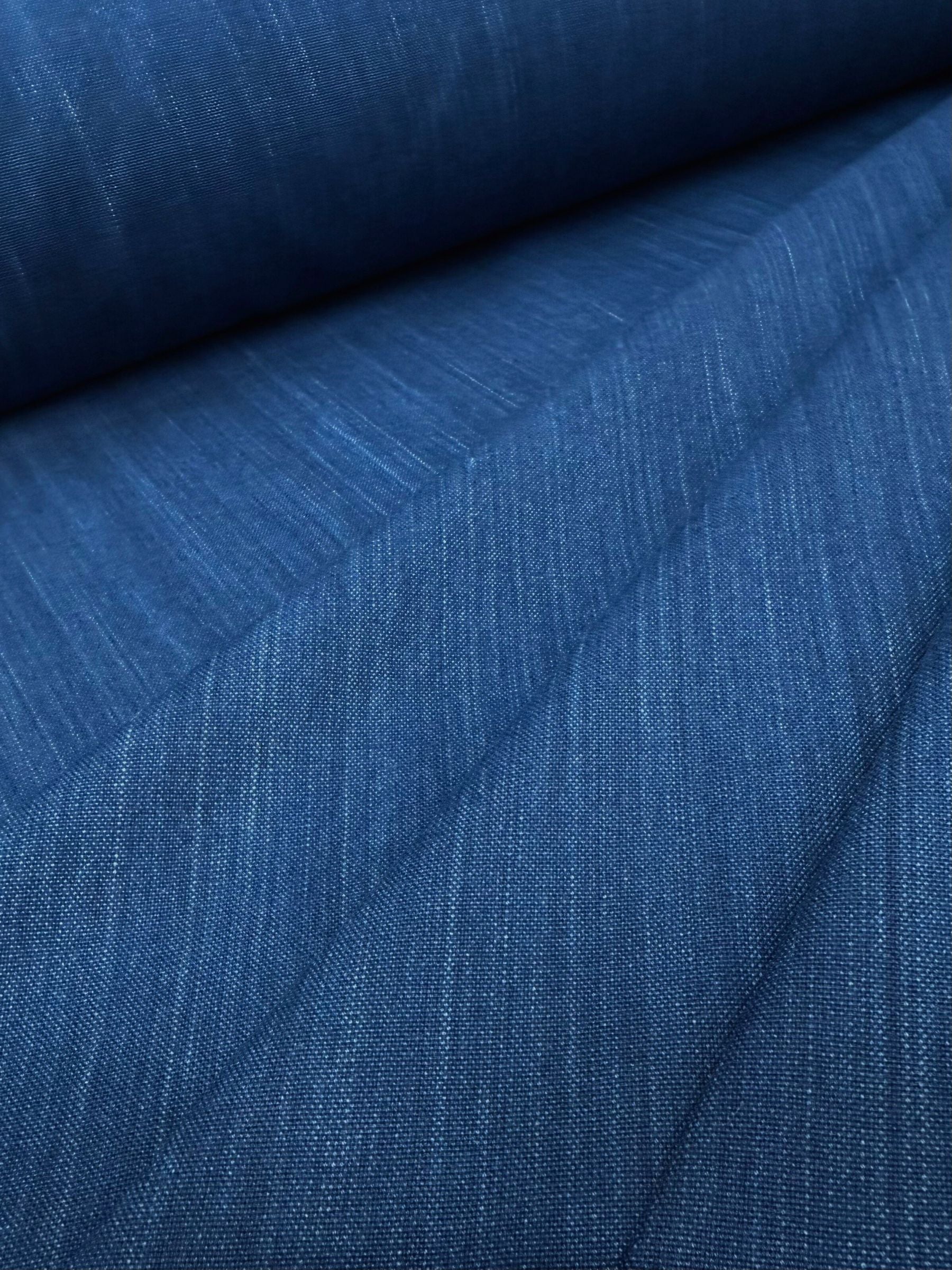 Orimono Imports - Cotton Oxford Fabric Dyed with Aizome Botanical Indigo