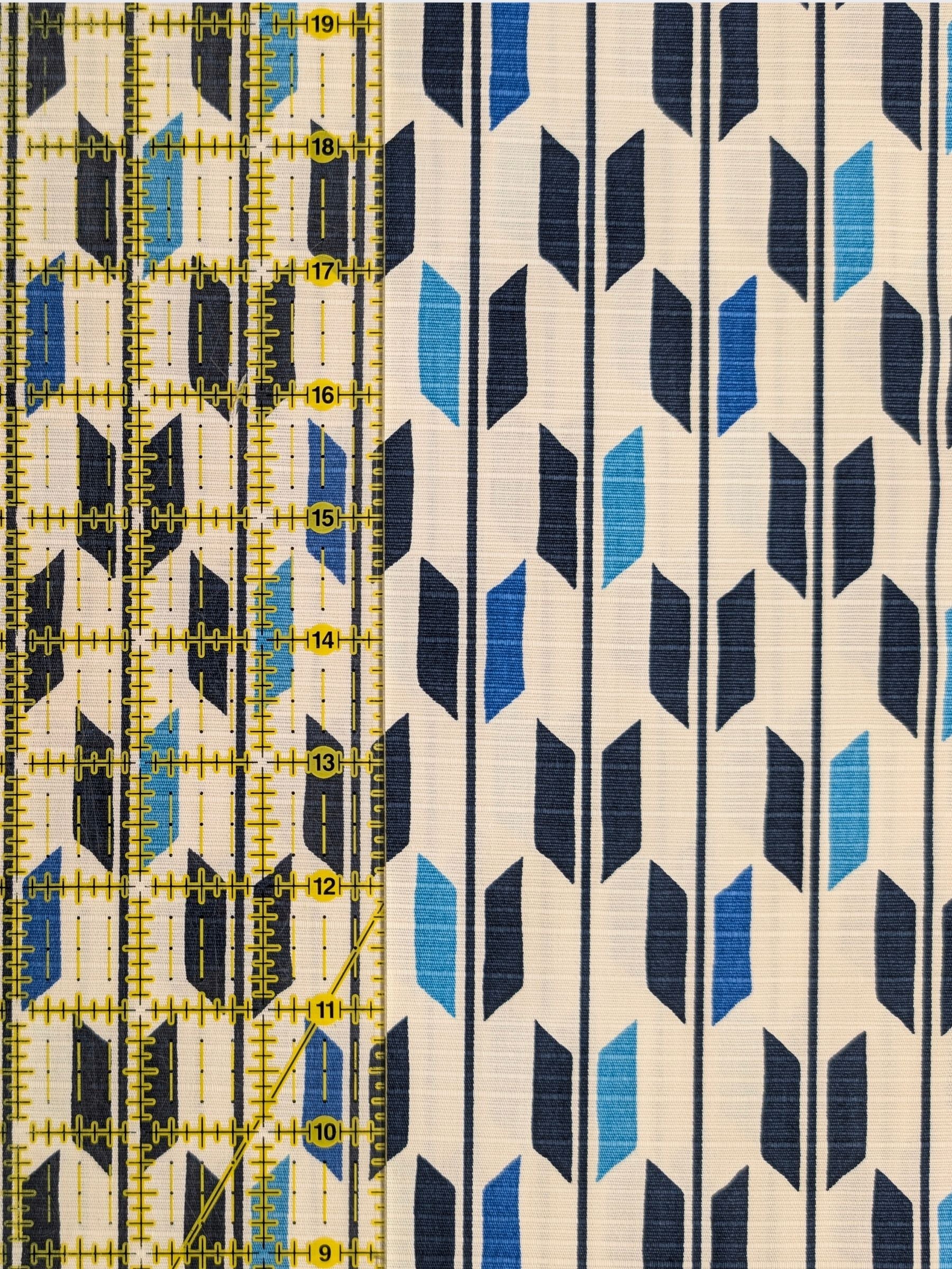 Sevenberry - Arrow Cotton Shantung Fabric - White & Blue