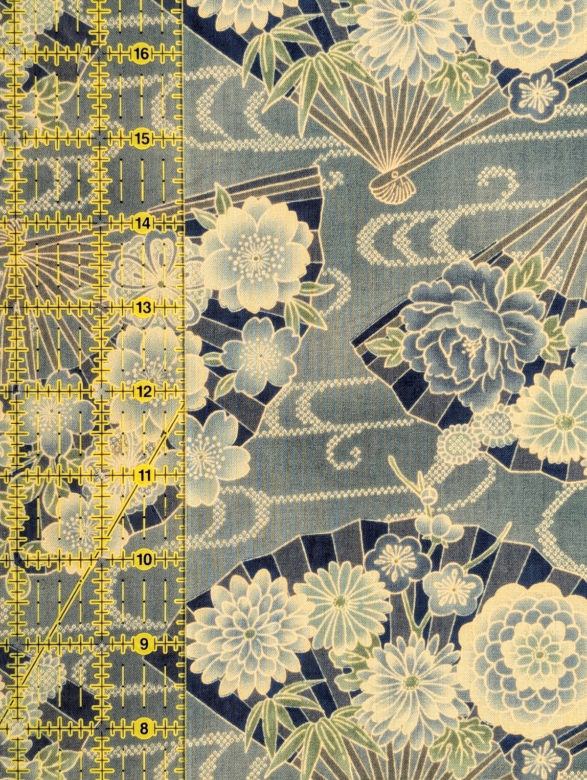 Sevenberry - Japanese Fans & Kasumi Cotton Shirting Fabric - Medium Blue