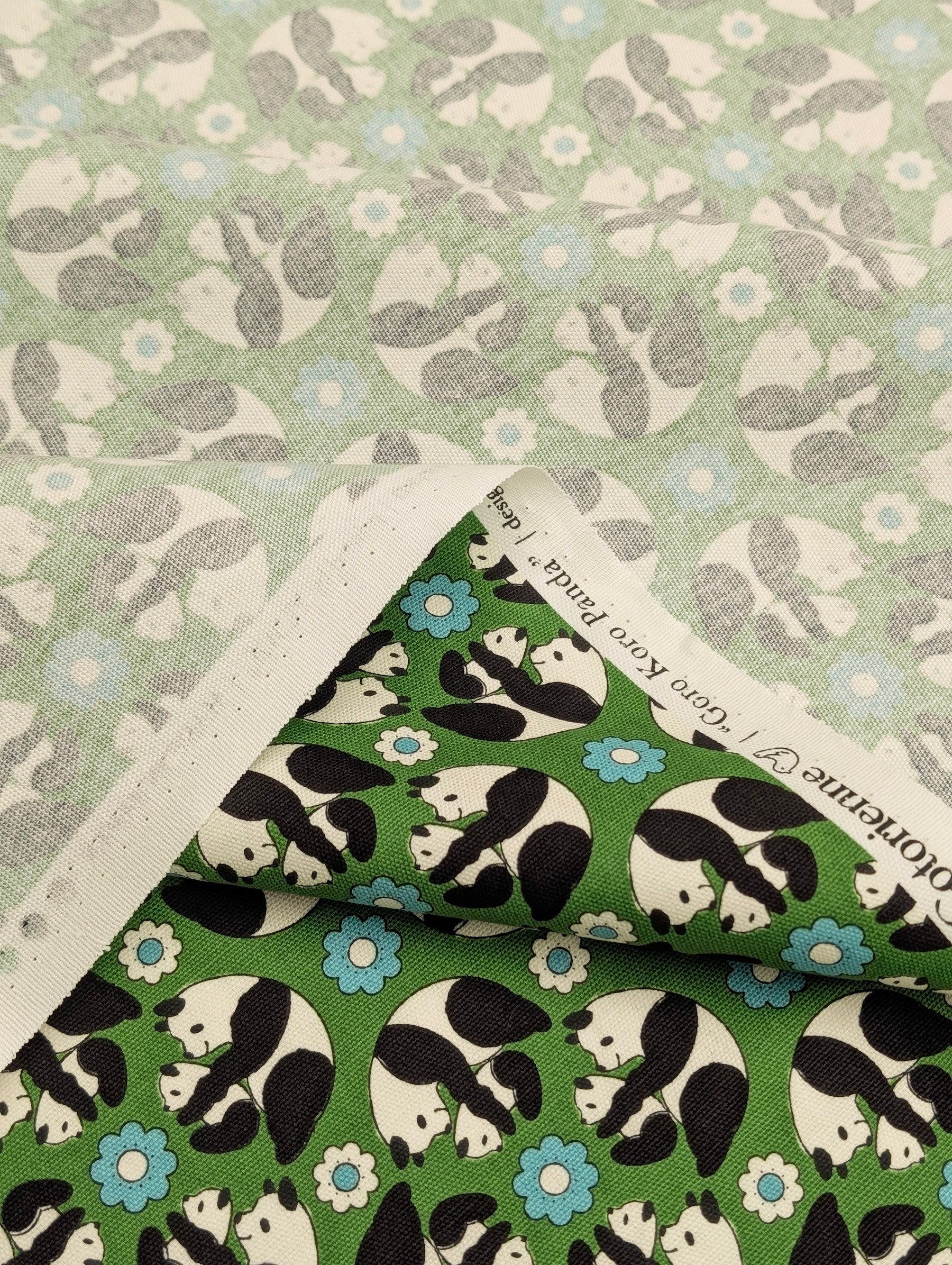 Yuwa - Kaleidoscope Pandas Oxford Cotton Fabric - Green