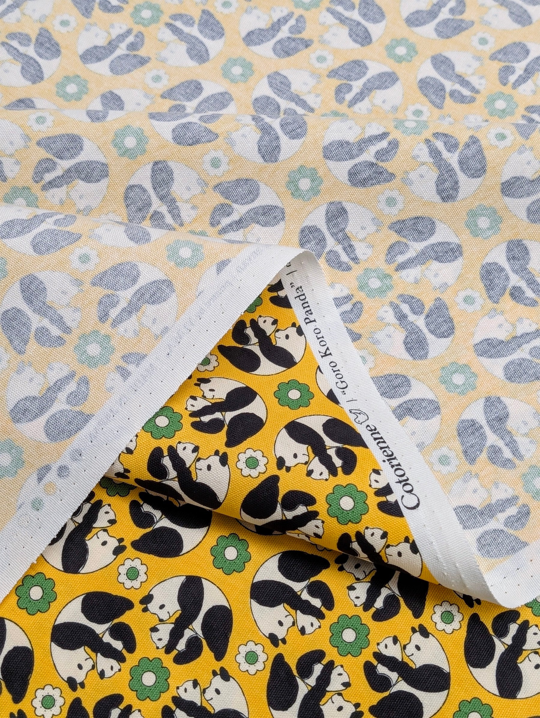 Yuwa - Kaleidoscope Pandas Oxford Cotton Fabric - Yellow