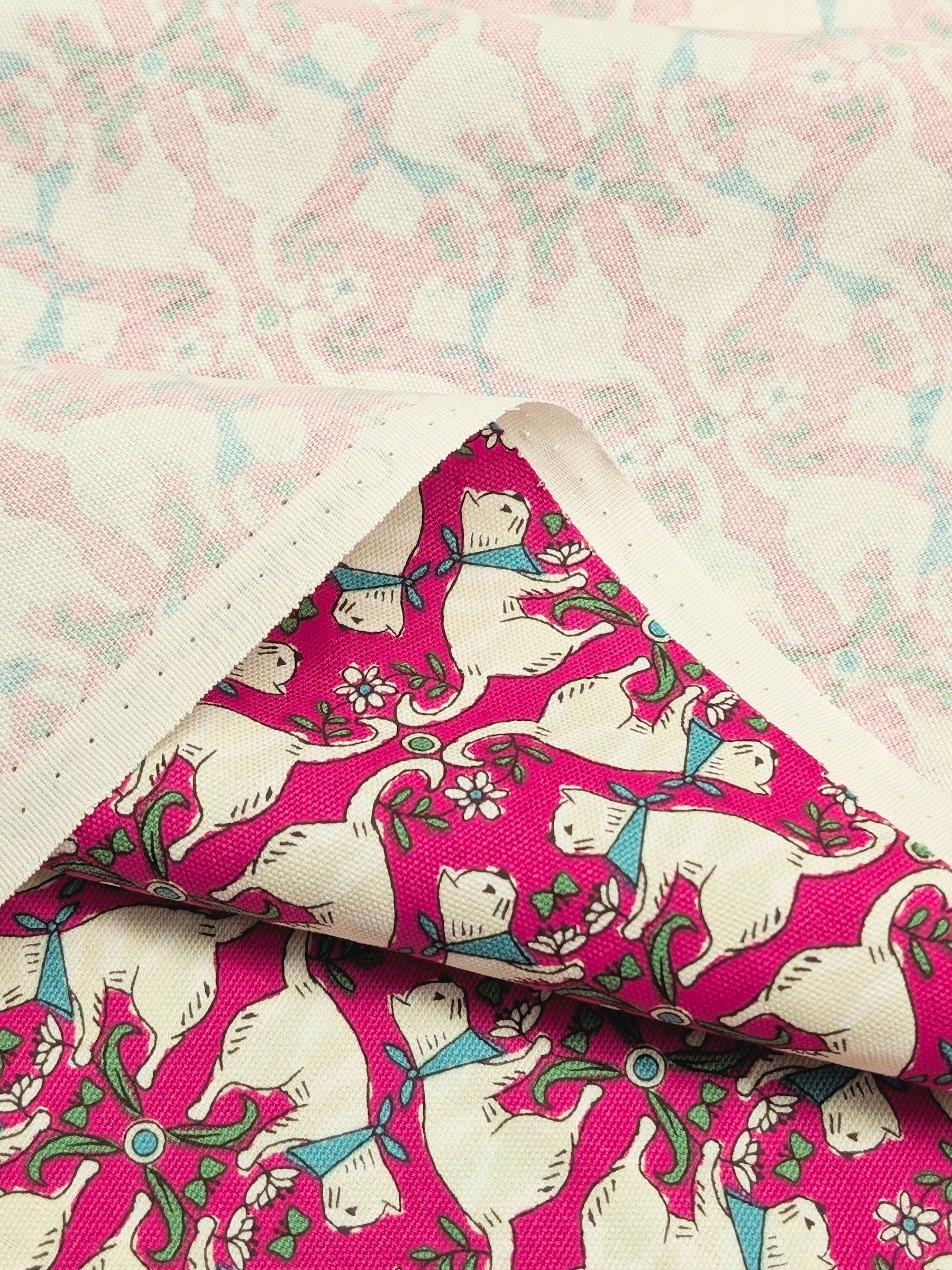 Yuwa - Kaleidoscope Cats Oxford Cotton Fabric - Pink