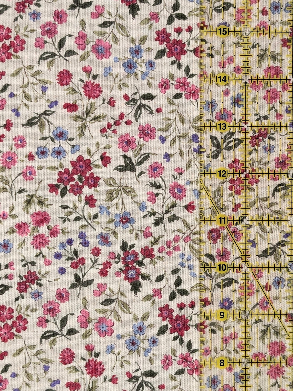 Kobayashi - Small Meadow Flowers Cotton Linen Sheeting Fabric