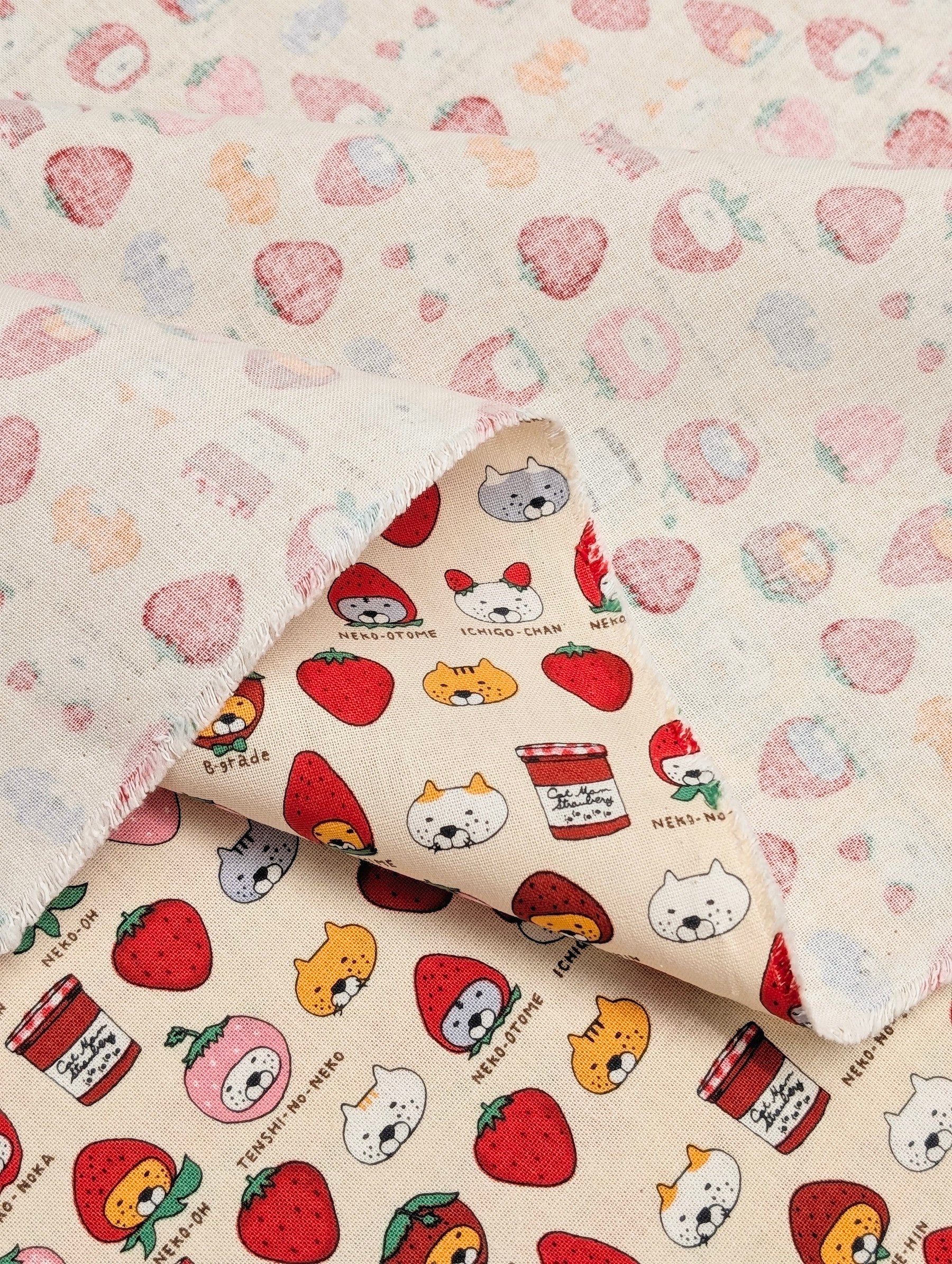 Kobayashi - Neko Strawberry Jam Cotton Linen Oxford Canvas Fabric - Beige