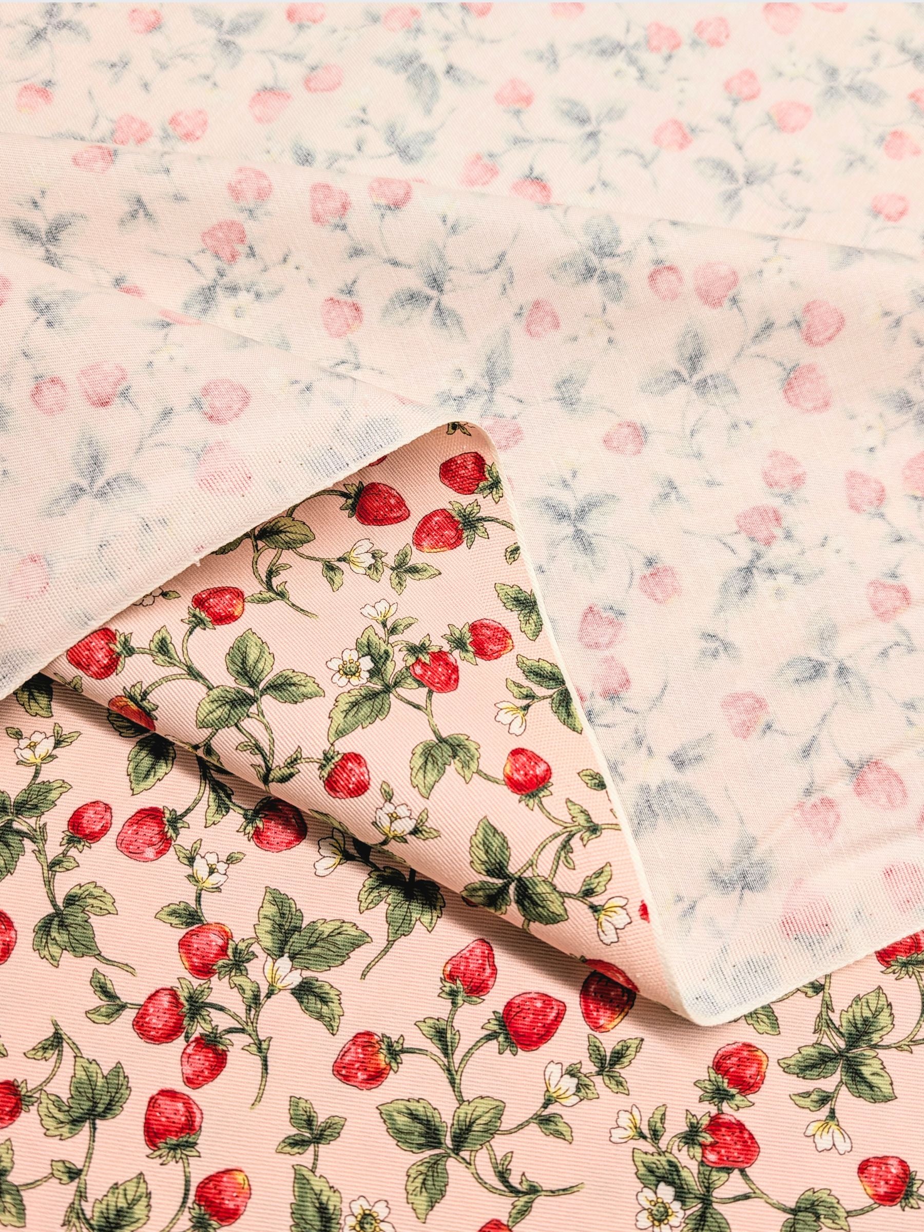 Kobayashi - Vining Strawberries Cotton Oxford Twill Fabric - Pink