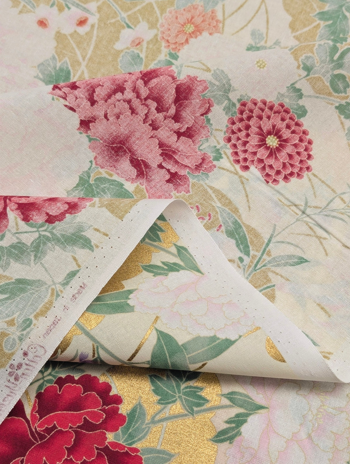 Naka - Golden Flower Fields Cotton Sheeting Fabric - Red & Orange