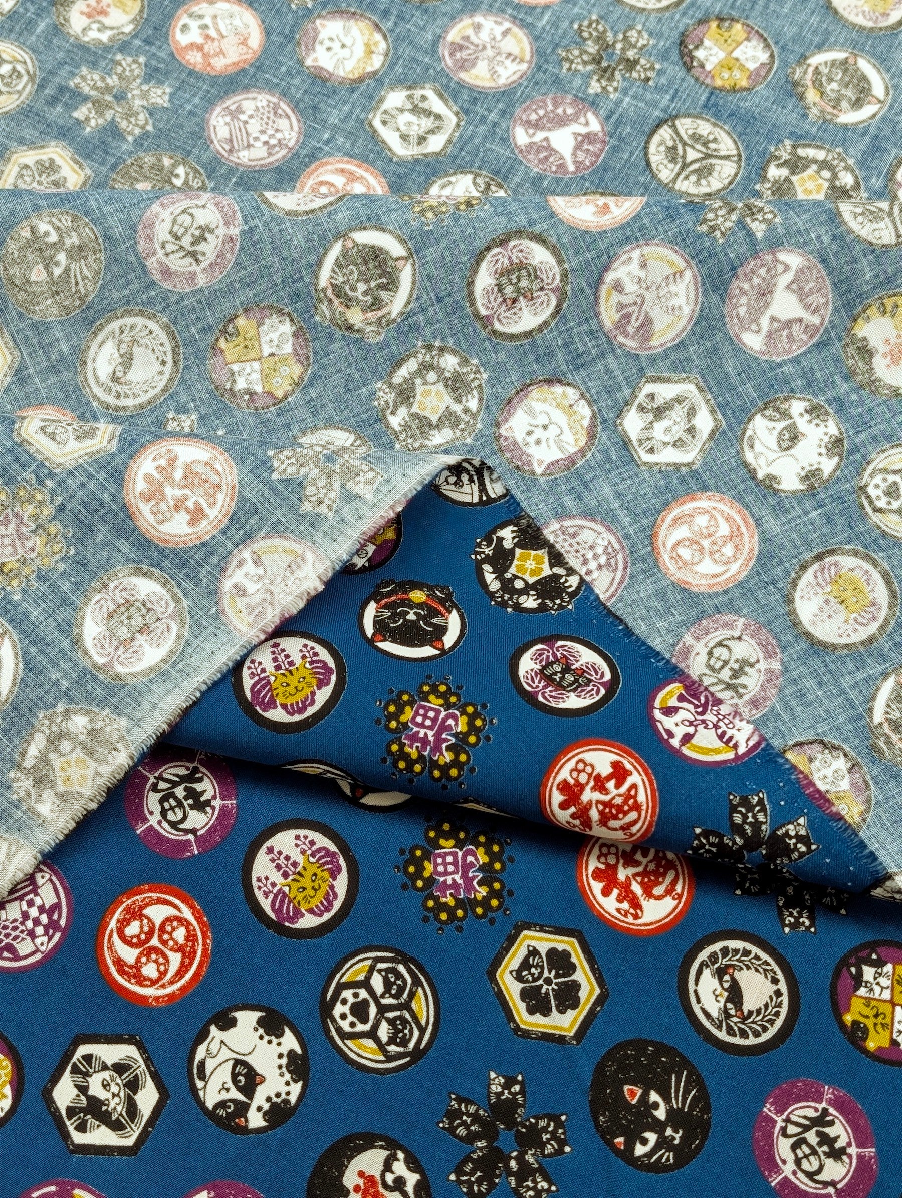 CoCo - Cat Crests Cotton Shirting Fabric - Teal