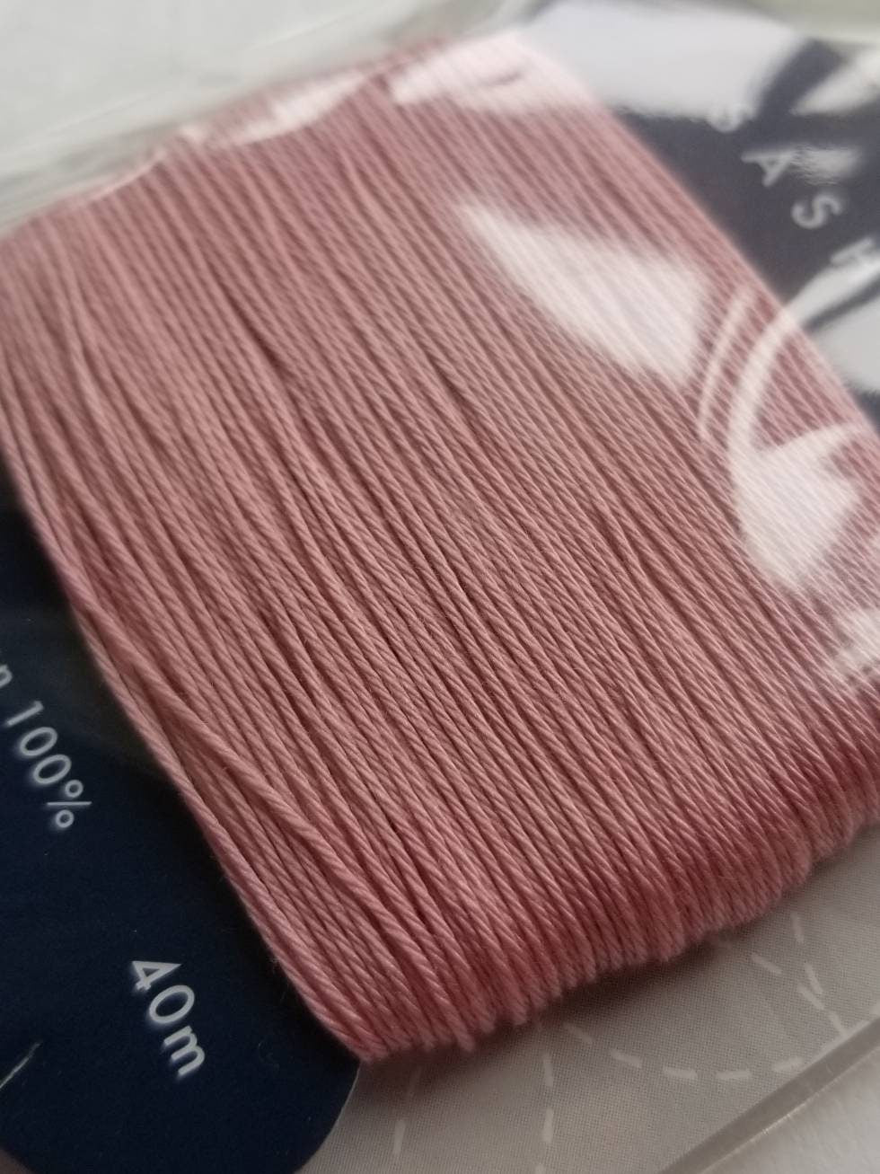 Daruma - Cotton Sashiko Thread 40m Card 20/4 - #211 Kobai Blossom Pink