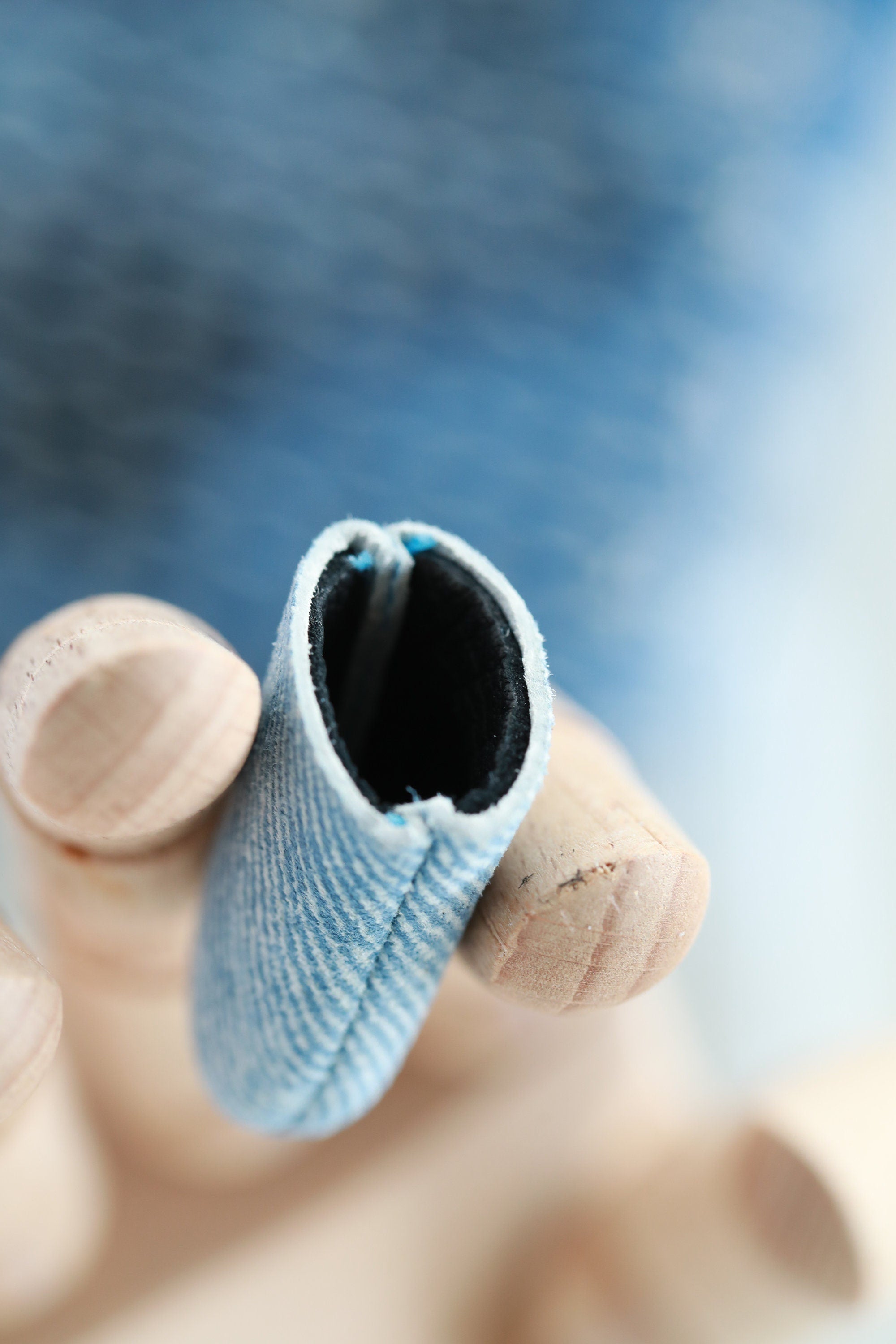 Little House - Leather Fingertip Thimble M/L - "Denim"