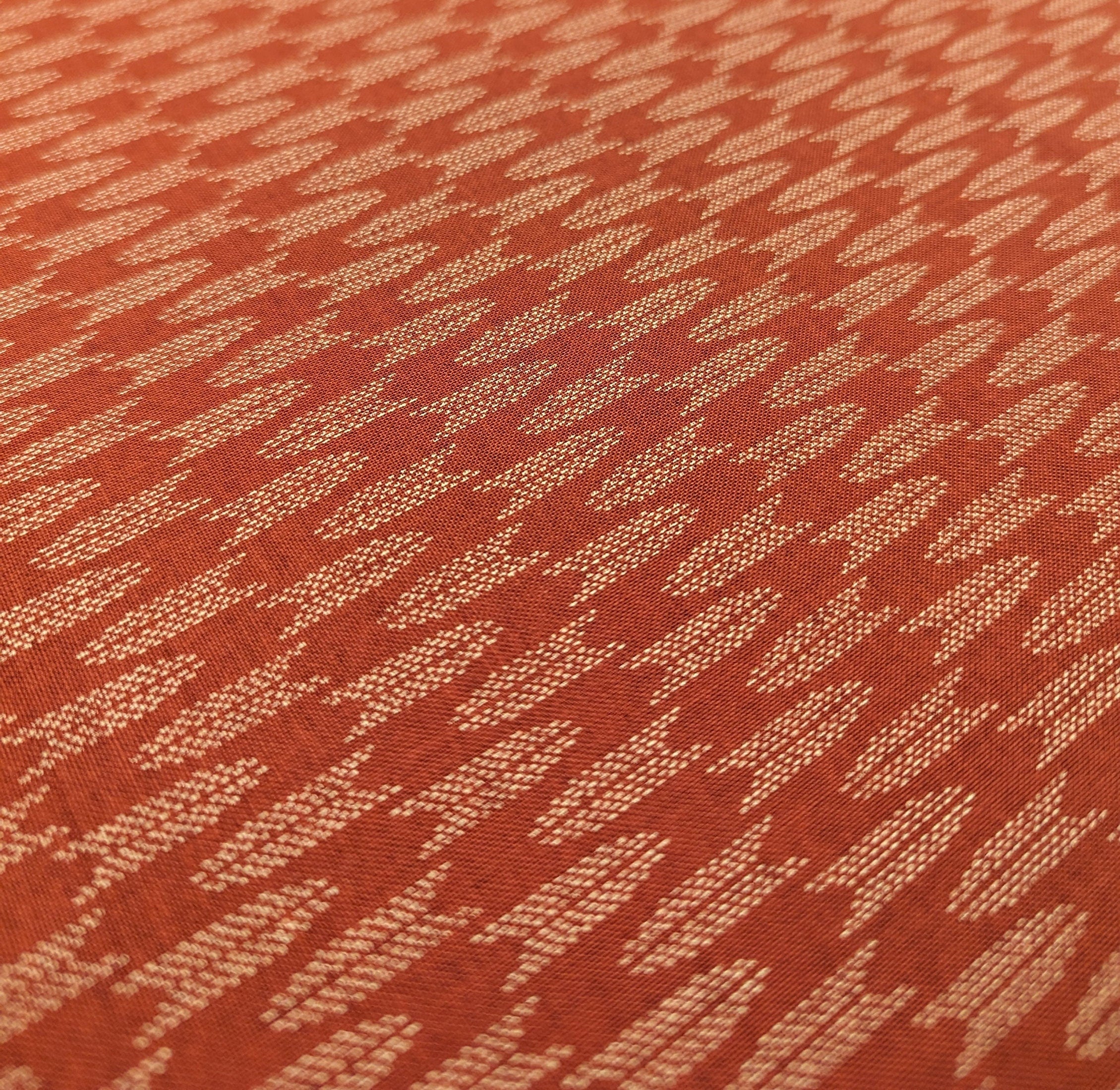 Sevenberry Zigzag Yabane arrows Japanese cotton fabric 88222-6-2 red with beige